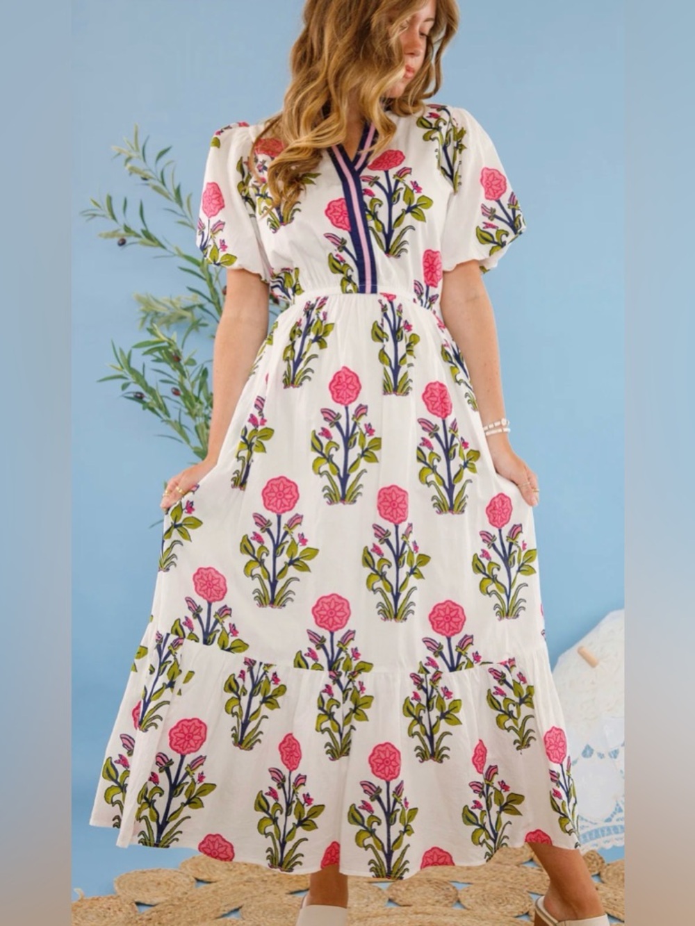 💙 NWT 💙 THML • White Floral Puff Sleeve Maxi Dress with Contrast Collar • Small